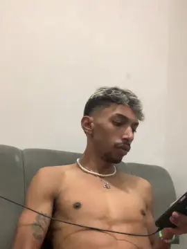 Cam4 Adult Webcam of Binhoboss