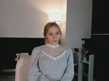 EssieSellner from cam4