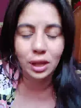 Cam4 Live Sex Cam of Mariacurvas