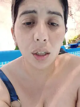 Cam4 Sex Cam of Mariacurvas