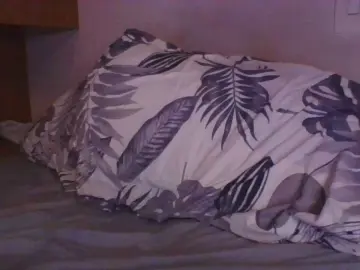 Cam4 Live Porn of manonthemoon3