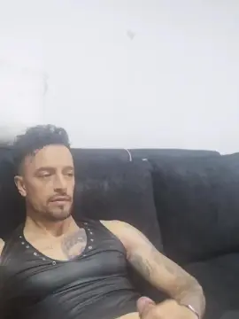 Cam4 Sex Cam of mathew_fitt