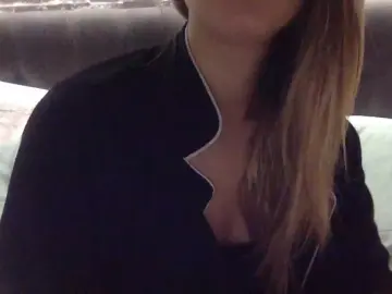 Cam4 Watch Live Sex Cams of LOOKMEFRAGOLA