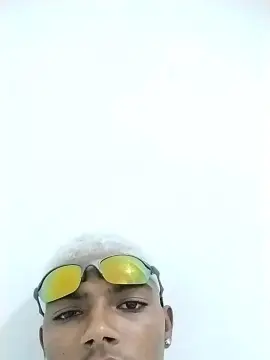 Cam4 Private Sex Chat of Morenogiga