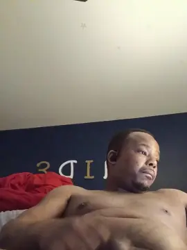 Kyngcapers39 from cam4