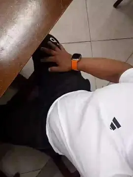 Cam4 Live Sex of comedor371