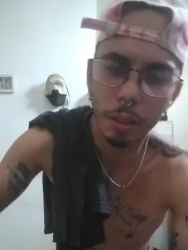 Cam4 Private Sex Chat of Klinger30