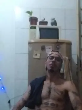 Cam4 Watch Live Sex Cams of Klinger30