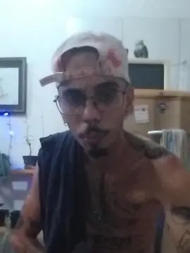 Cam4 Watch Live Sex Cams of Klinger30