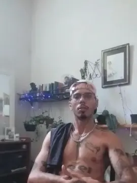 Cam4 Live Sex Cam of Klinger30