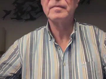 Bernie2620 from cam4