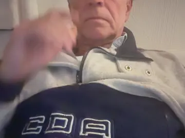 Cam4 Free Live Porn of Bernie2620