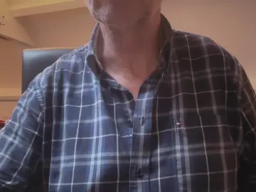 Cam4 Adult Webcams of Bernie2620