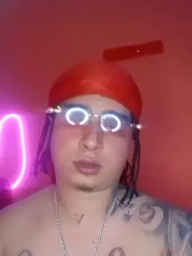 Cam4 Watch Live Sex Cams of Frannk96_357