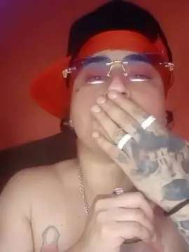 Cam4 Watch Live Sex Cams of Frannk96_357