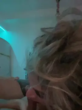 Cam4 Watch Live Sex Cams of Chicojooveen