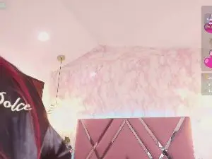 Dolce_pearl from cam4