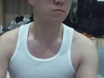 Cam4 Live Sex of LonelyMen555