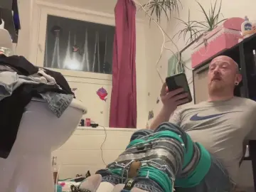 Cam4 Live Porn of dwtstefanie2