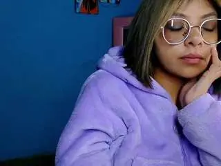 queensaori from camsoda