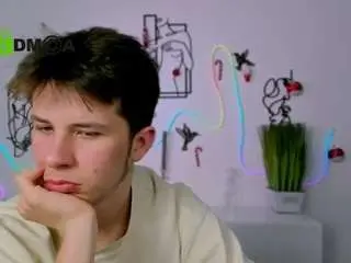 Camsoda Free Porn Cam of leo-valor