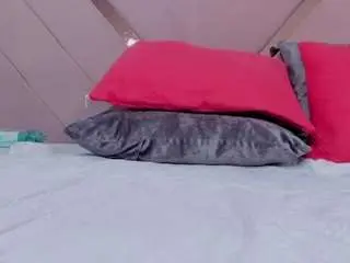 Camsoda Free Porn Cam of naommysexy