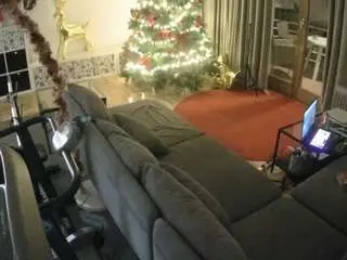 voyeurcam-julmodels-living-4 from camsoda