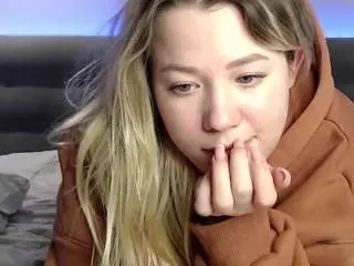 ember-bunny from camsoda