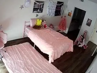 Camsoda Private Sex Chat of voyeurcam-lolavalentine23