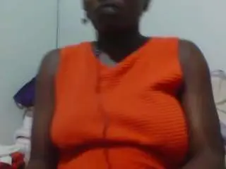 Camsoda Nude Webcam of pretty-emory