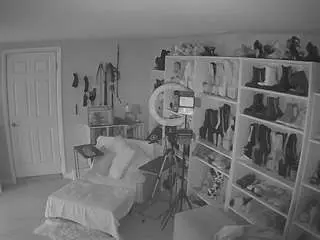 Camsoda Private Sex Chat of voyeurcam-missoliviablack-03