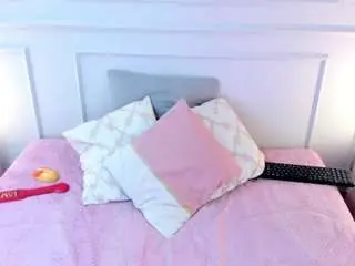 Camsoda Free Porn Cam of bella-bm