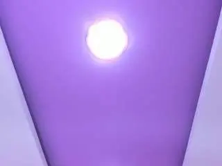 ellie-wills from camsoda