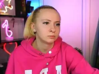 Camsoda Free Live Porn of mila-glow