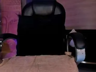 Camsoda Sex Cam of mialaurence