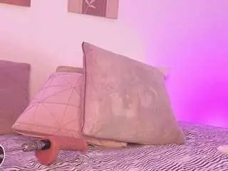 Camsoda Watch Live Sex Cams of mia-heart