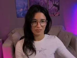 Camsoda Nude Webcam of lia-make-love