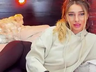 Camsoda Live Sex of christynaross