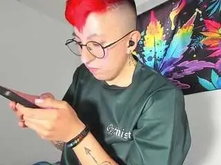 Camsoda Free Live Porn of edwardtrans17