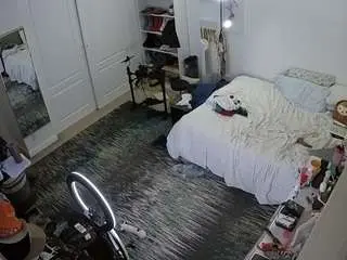 Camsoda Nude Webcam of voyeurcam-hornyhostel-02