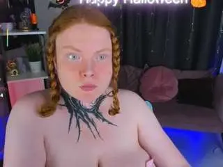 Camsoda Nude Webcam of cassieredkiss