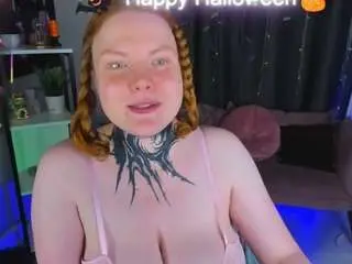 Camsoda Nude Webcam of cassieredkiss