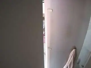 Camsoda Live Sex Cam of voyeurcam-casa-salsa-shower-1