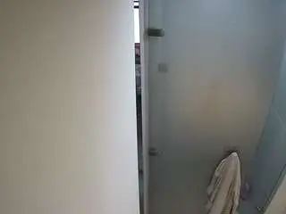 Camsoda Sex Cam of voyeurcam-casa-salsa-shower-1