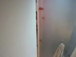 Camsoda Free Porn Cam of voyeurcam-casa-salsa-shower-1