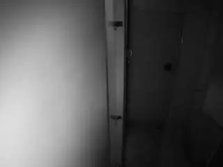 Camsoda Private Sex Chat of voyeurcam-casa-salsa-shower-1