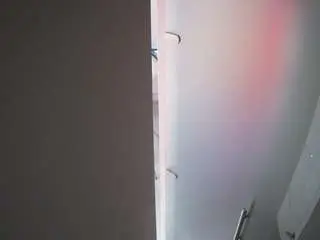 Camsoda Nude Webcam of voyeurcam-casa-salsa-shower-1