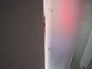 Camsoda Nude Webcam of voyeurcam-casa-salsa-shower-1