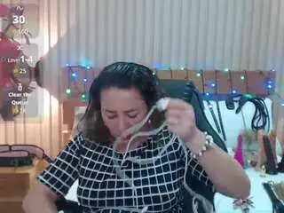 Camsoda Sex Cam of luciana-ballesteros