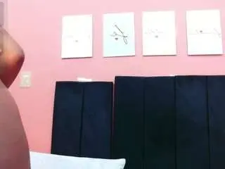 Camsoda Private Sex Chat of petitelittleebony